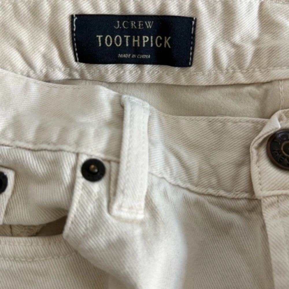 J. Crew 32 White Jeans toothpick Plus Size